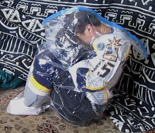 Keep hockey players fresh - Vaccumed Breath Controlled Space Bag Guy