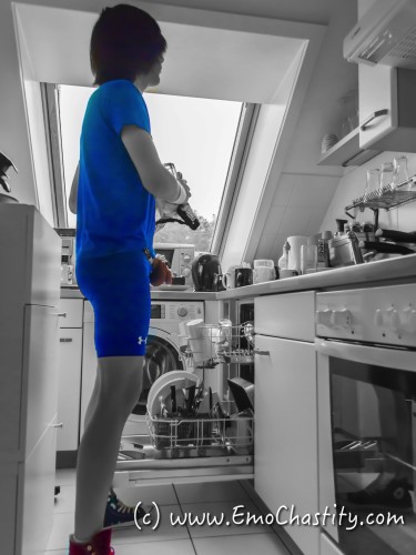 EmoBCSMSlaves Chastity Challenge – Day 139 of 150