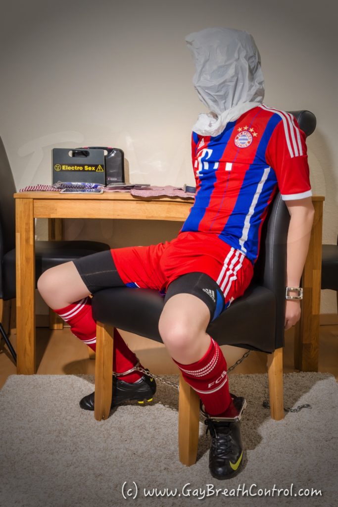 EmoBCSMSlave SBB - Soccer Bondage Breathplay