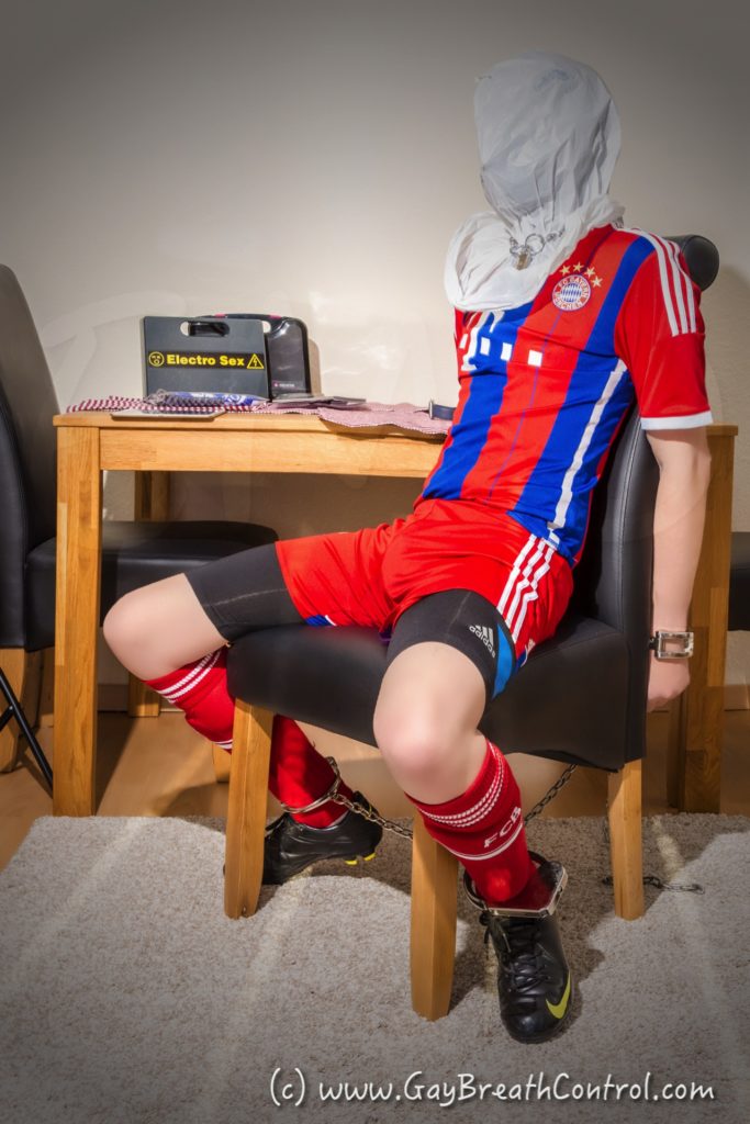 EmoBCSMSlave SBB - Soccer Bondage Breathplay