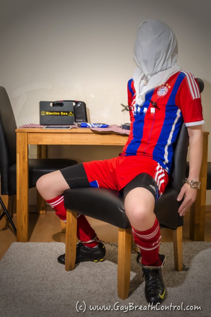 EmoBCSMSlave SBB - Soccer Bondage Breathplay