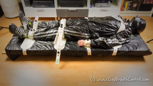 EmoBCSMSlave tied up in Segufix