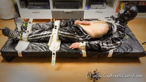 EmoBCSMSlave tied up in Segufix