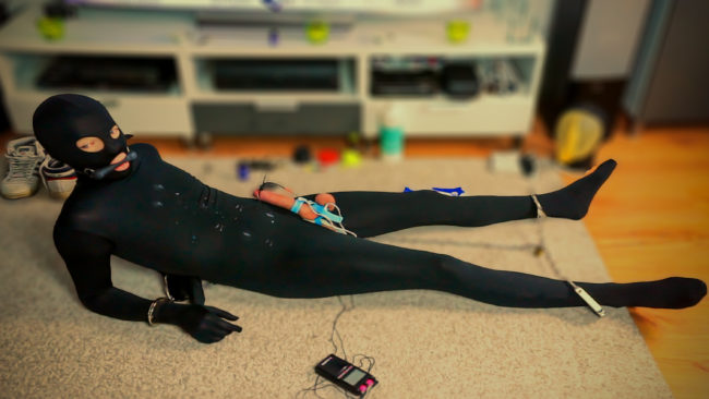 Zentai Emo's Self-Bondage and ESTIM Cum Session