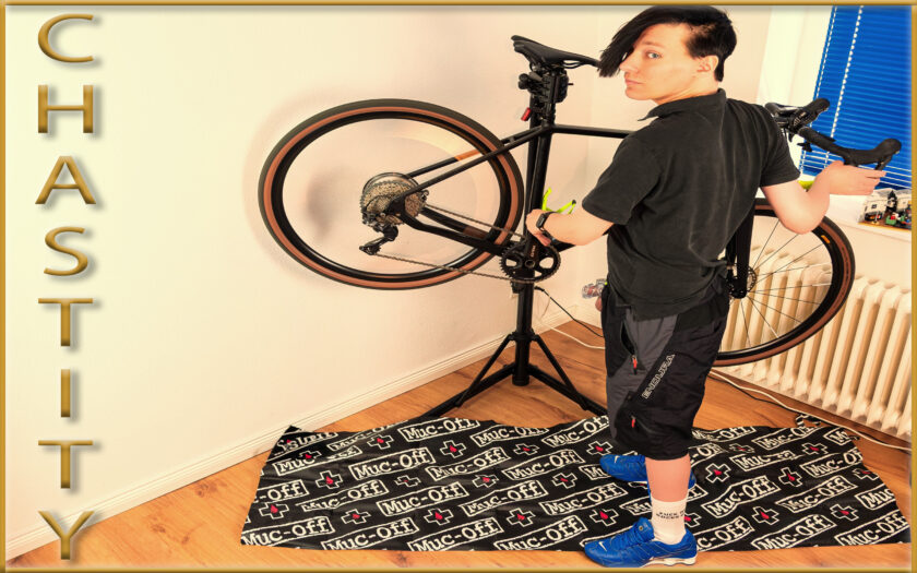 Locktober2026 #Chastity Challenge Day 14/∞: Gravel Bike Chastity Maintenance & Mechanics 🚴🏻‍♂️💨